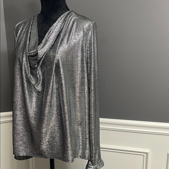 NWT, 143 Story Metallic Blouse - Picture 3 of 7